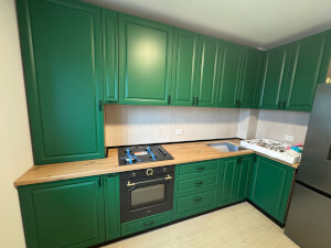 Mobilă bucătărie din Pal Stejar cu MDF Vopsit UltraMat