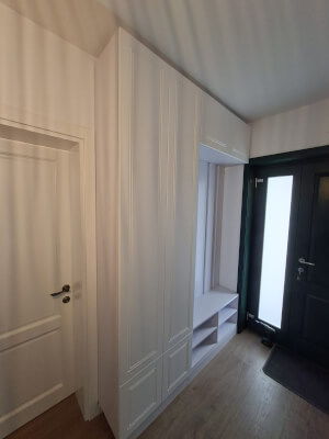 Mobilă hol la comandă Pal Alb cu MDF Vopsit UltraMat vedere