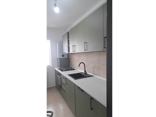 Bucătărie comandă din Pal Pesto verde, model Cezara