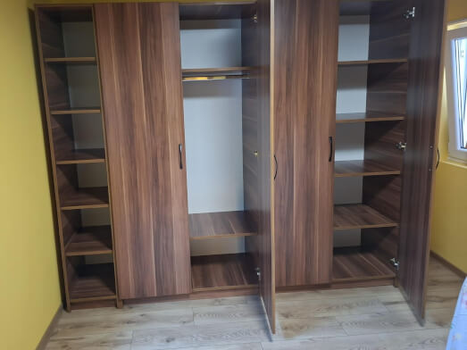Dulap-comandă-cu-etajeră-interior-1-ef