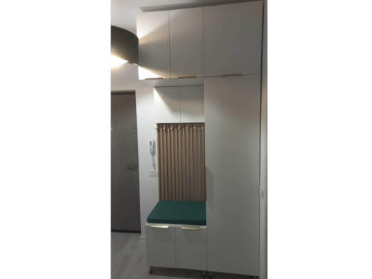 Mobilă-Hol-comandă-Pal-Alb-și-Riflaj-a2